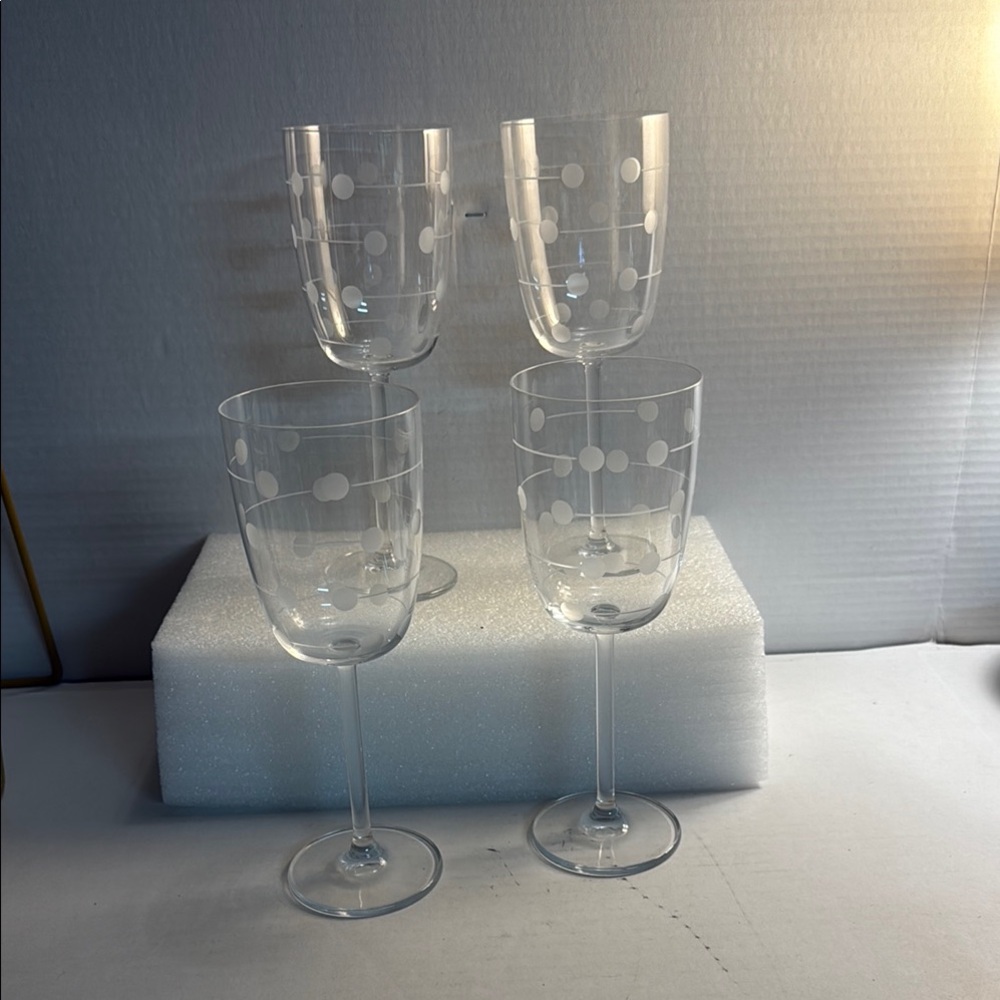 Lenox Oxygen Swing Red Wine White Polka Dot Wine Glass Set/4